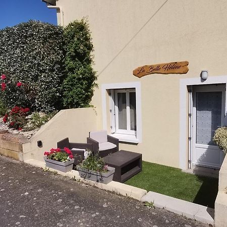 Gite - Chambres D'Hotes La Belle Helene Bressuire Exterior photo